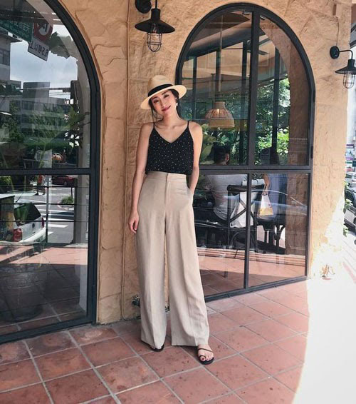 Áo hai dây cùng quần culottes là sự kết hợp hoàn hảo cho cô nàng ưa du lịch